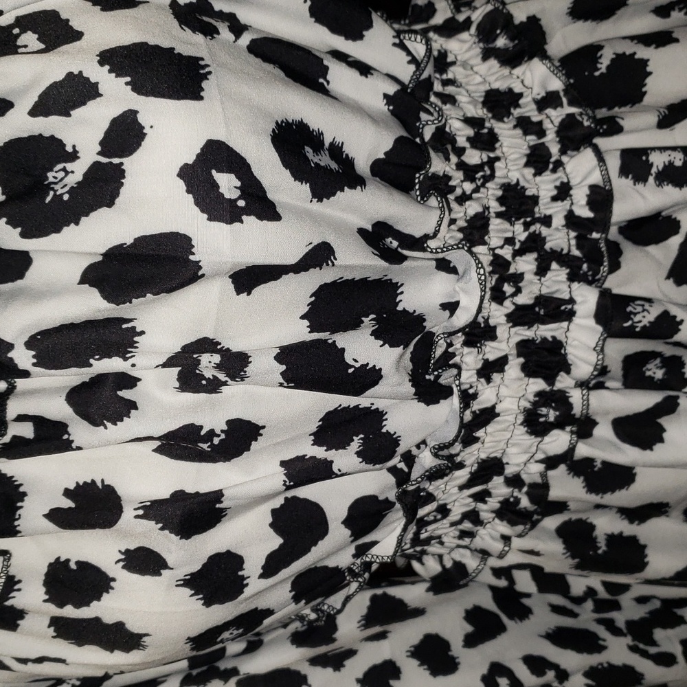Dress - Picture 3 of 3